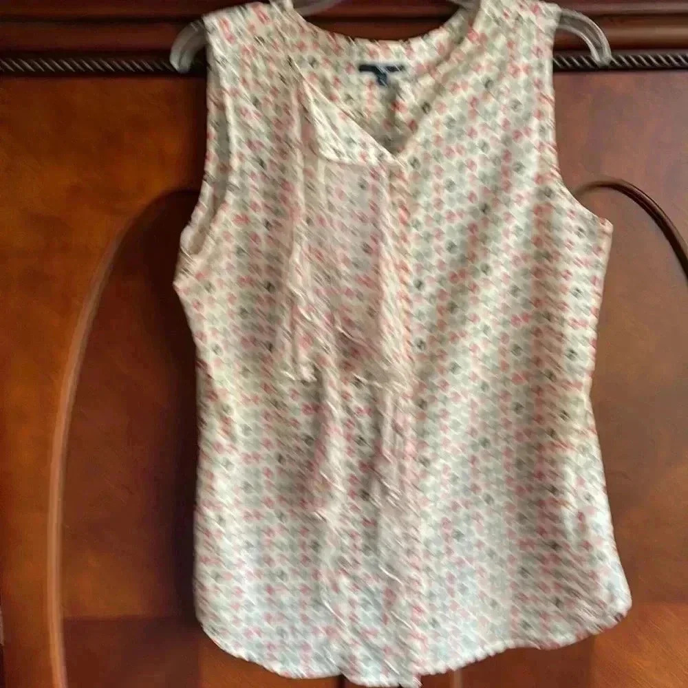 Gap lip print blouse